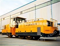 QY3900吨公铁两用牵引车