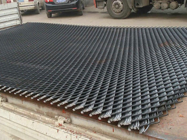重型钢板网 - 安平县强佑丝网制造有限公司图片1